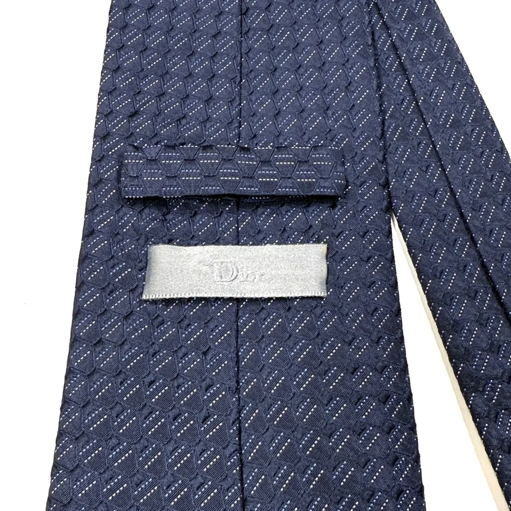 Christian Dior Silk Tie Navy Blue Geometric Pattern Width: 3.5" Mens Formal - Picture 4 of 7